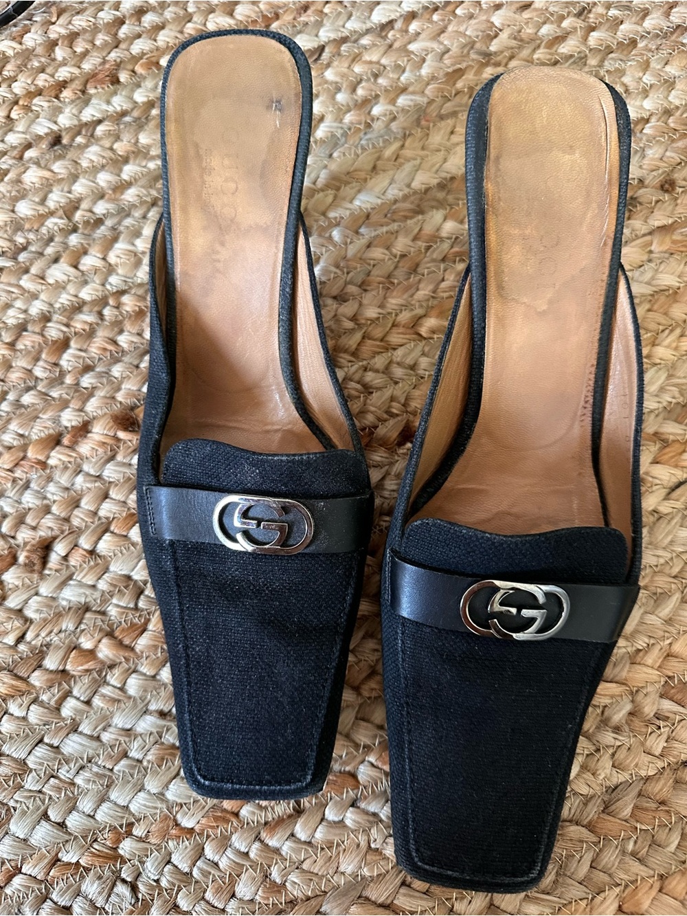 GUCCI Black Canvas + Leather Square Toe Heel-Silver GG Metal Monogram Size 10 - Picture 3 of 8